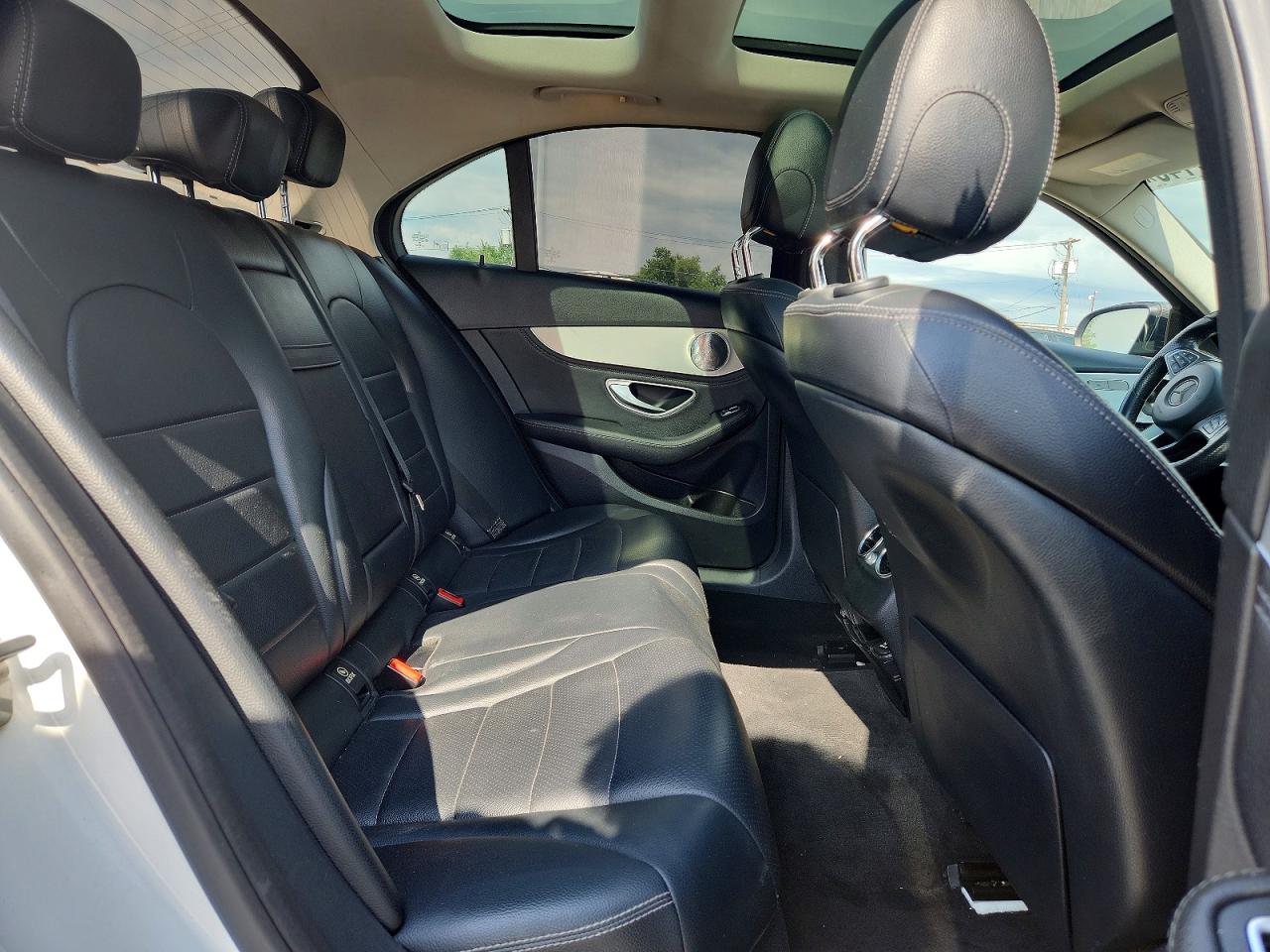 2016 MERCEDES-BENZ C C300-4M