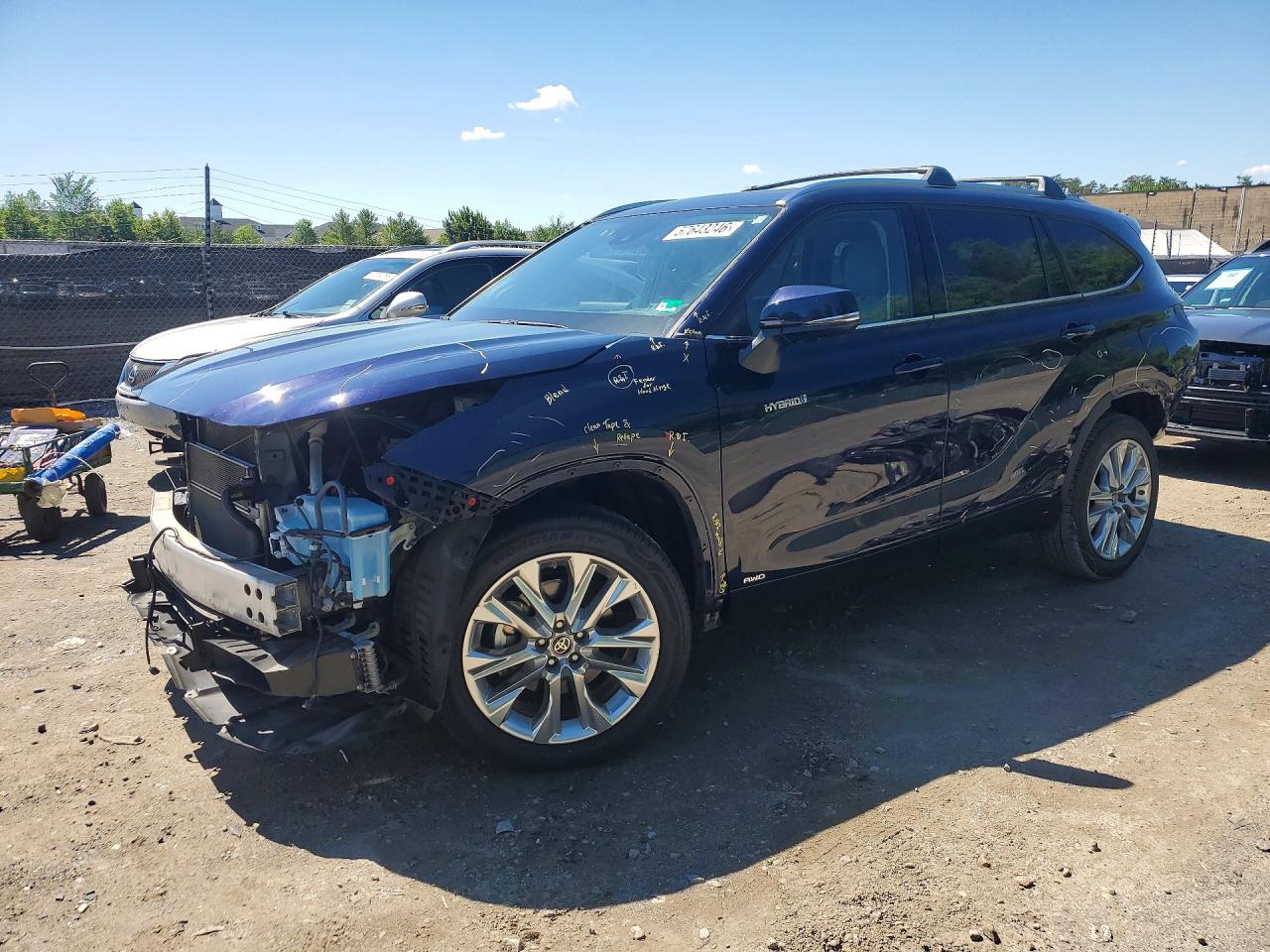 2021 TOYOTA HIGHLANDER