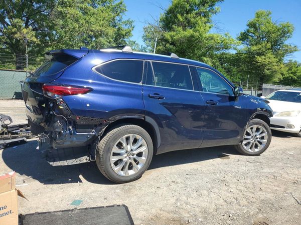 2021 TOYOTA HIGHLANDER
