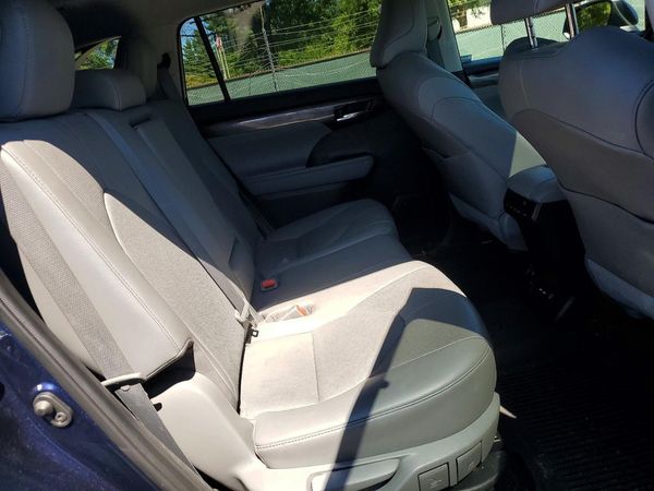 2021 TOYOTA HIGHLANDER