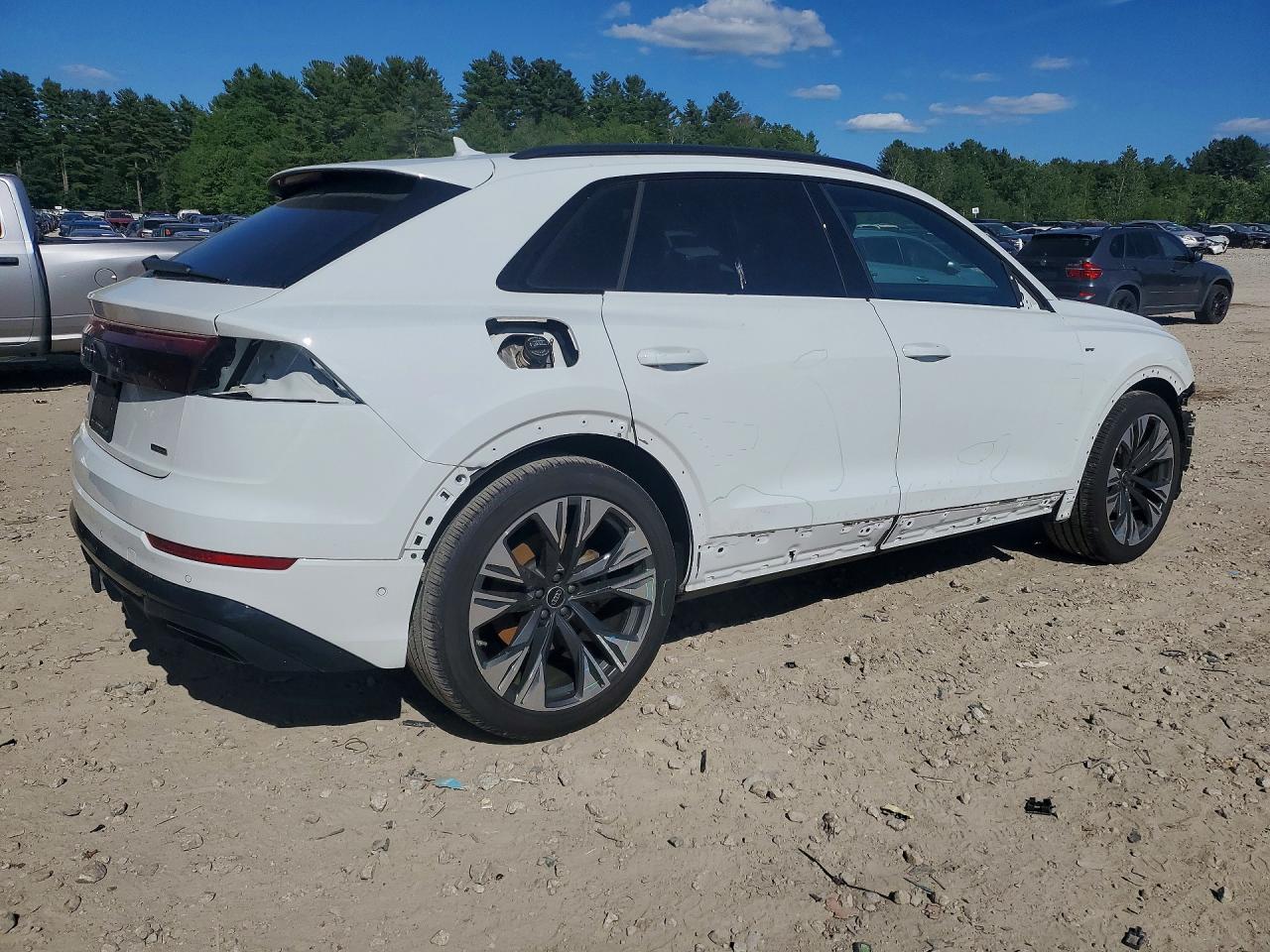 2025 AUDI Q8