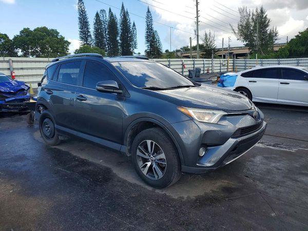 2017 TOYOTA RAV4