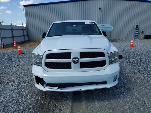 2013 RAM 1500 ST
