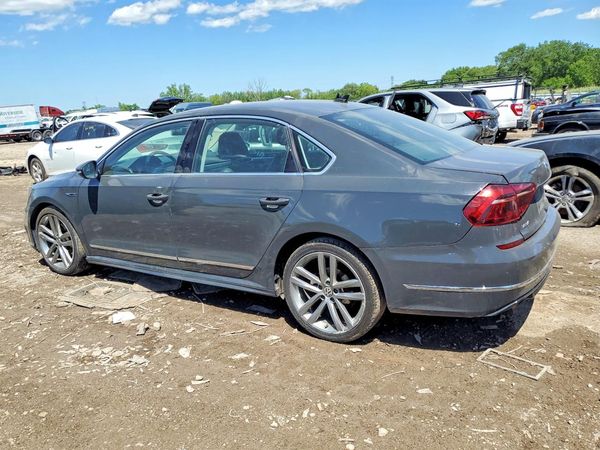 2017 VOLKSWAGEN PASSAT R-Line