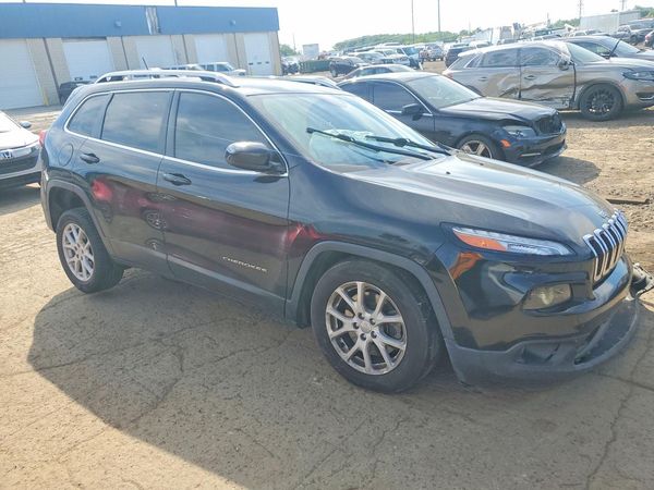2017 JEEP CHEROKEE — Passenger 3/4