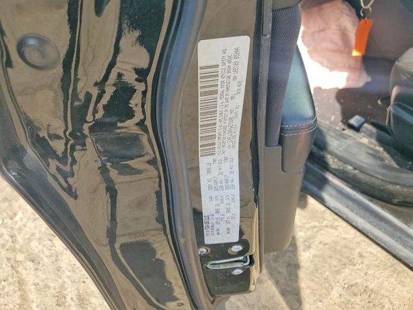 2017 JEEP CHEROKEE — VINS