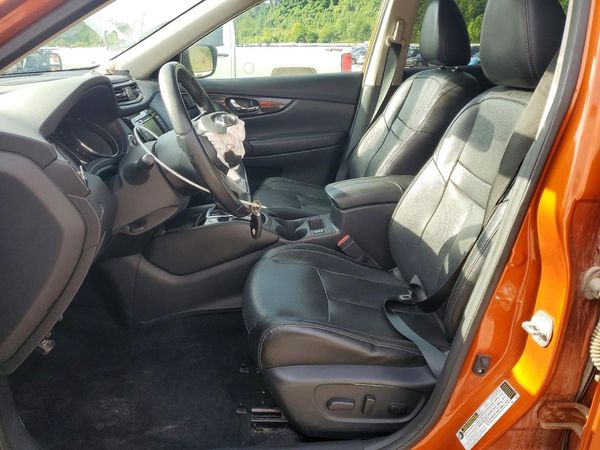 2018 NISSAN ROGUE — DENT