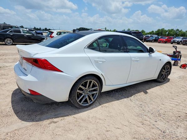 2017 LEXUS IS