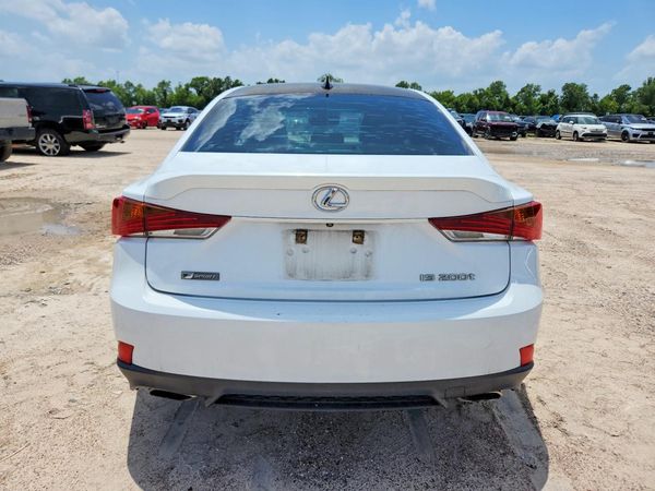 2017 LEXUS IS