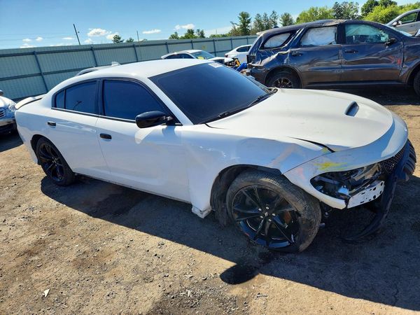 2018 DODGE CHARGER SXT Plus