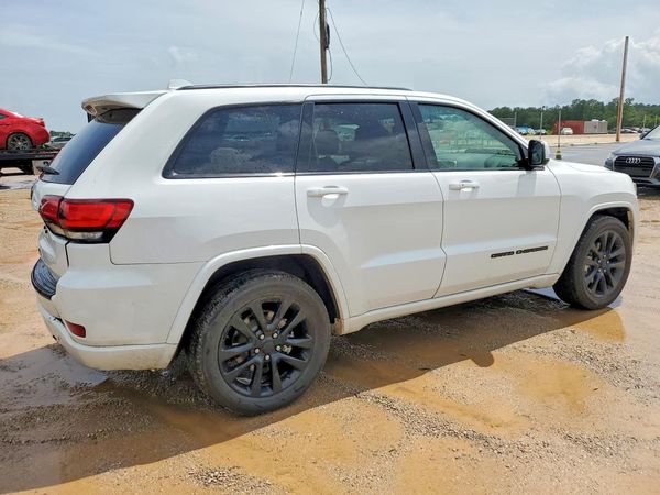 2018 JEEP GRAND CHEROKEE Laredo