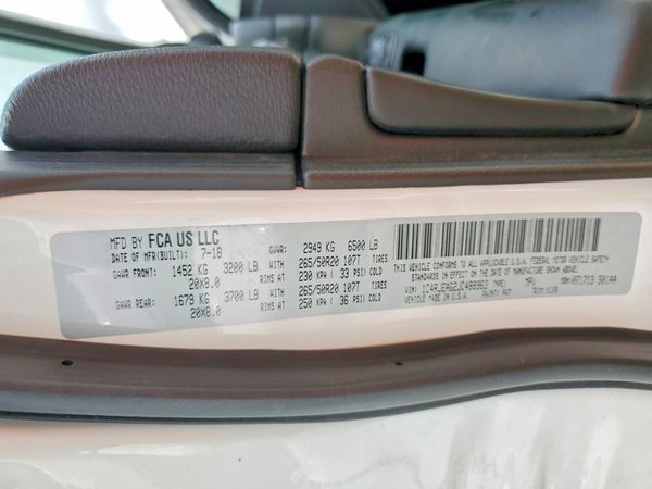 2018 JEEP GRAND CHEROKEE Laredo