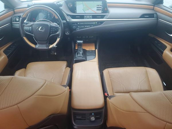 2019 LEXUS ES 350