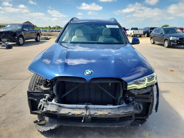 2020 BMW X7
