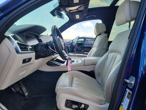 2020 BMW X7