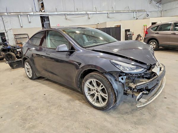 2020 TESLA MODEL Y