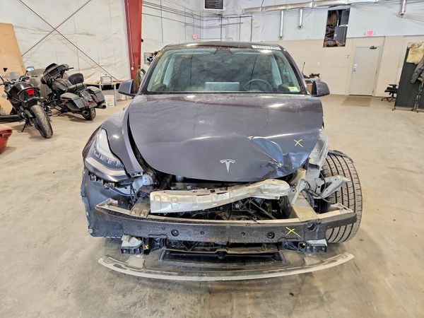 2020 TESLA MODEL Y