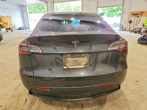 2020 TESLA MODEL Y