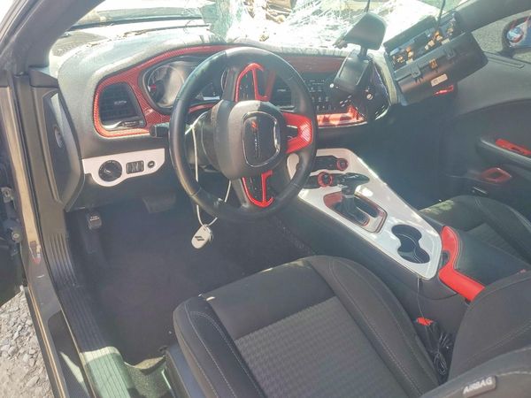 2018 DODGE CHALLENGER SXT