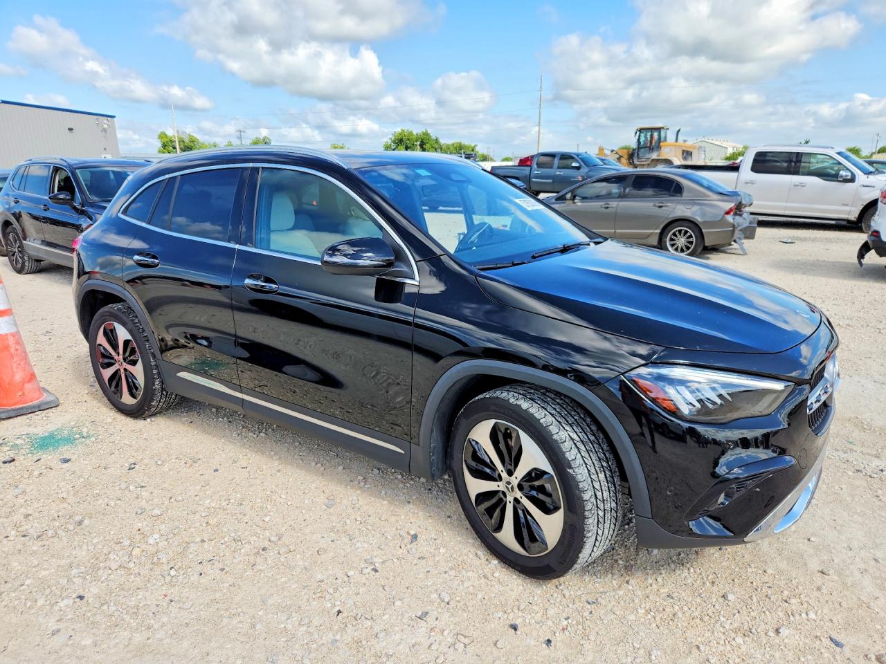 2025 MERCEDES-BENZ GLA GLA 250 4MATIC