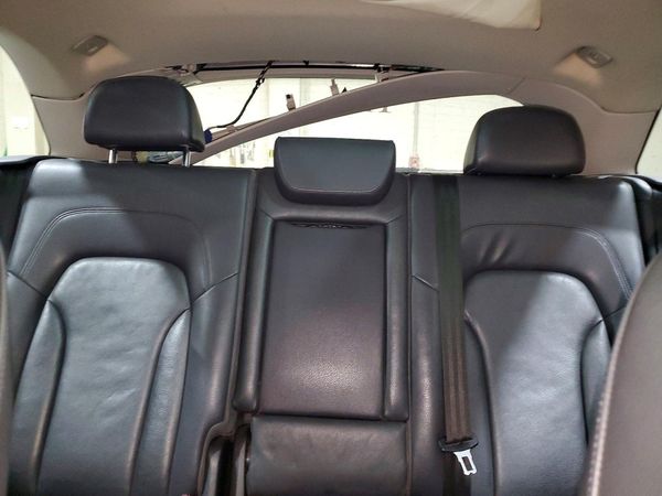 2012 AUDI Q5 Premium Plus