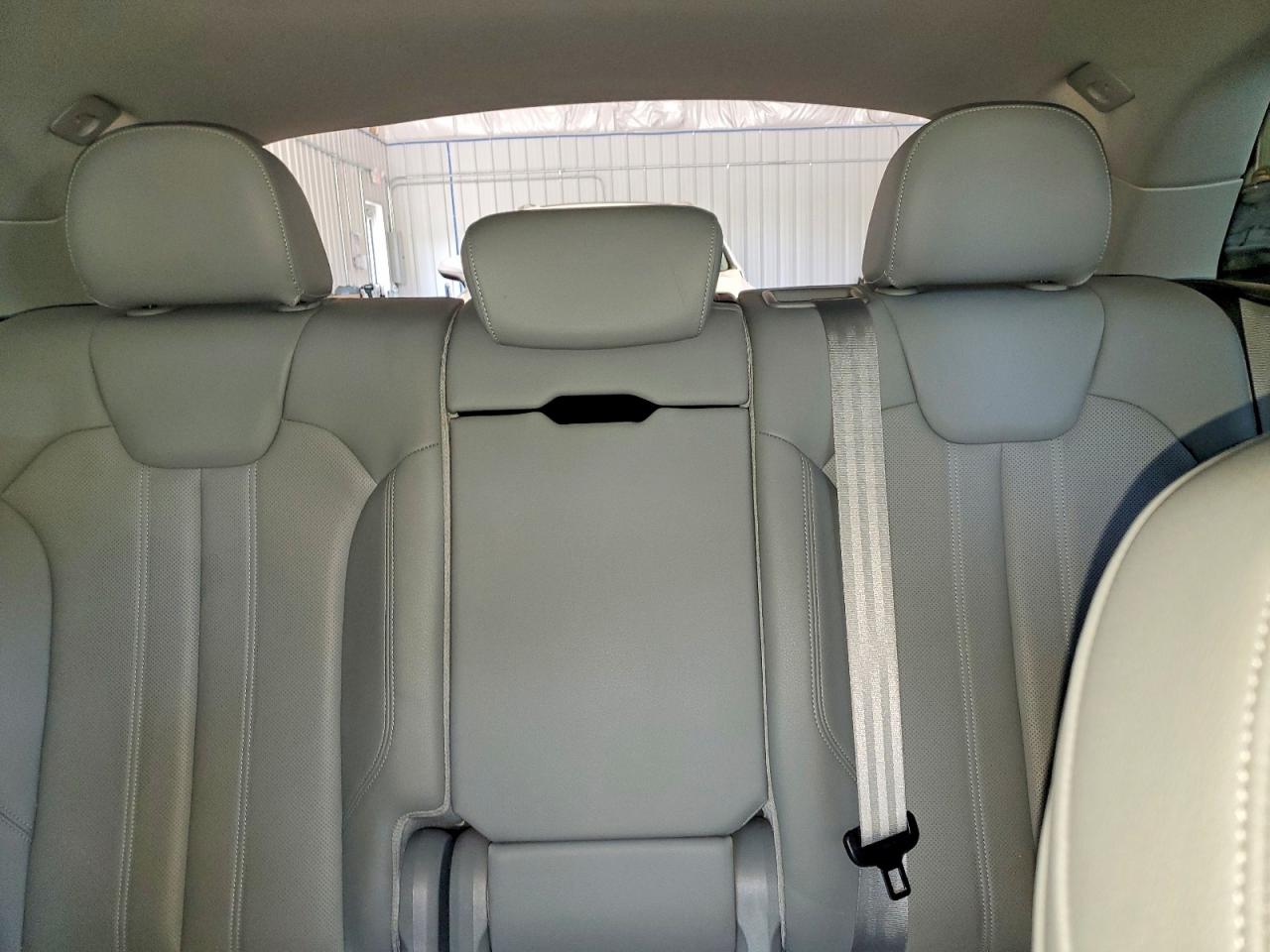 2018 AUDI Q5 quattro Premium Plus