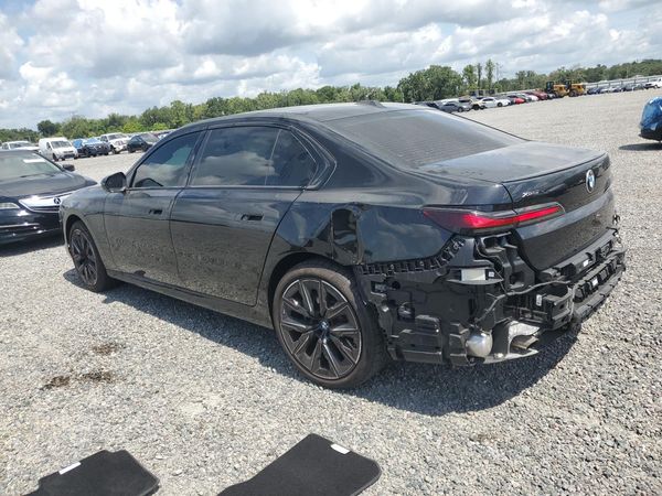 2026 BMW 760 xDrive