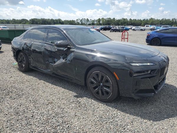 2026 BMW 760 xDrive