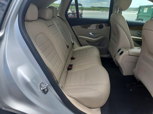 2019 MERCEDES-BENZ GLC GLC 300-4M