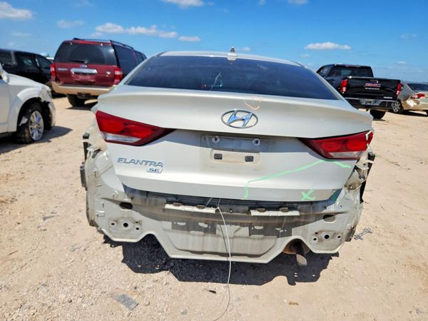 2017 HYUNDAI ELANTRA
