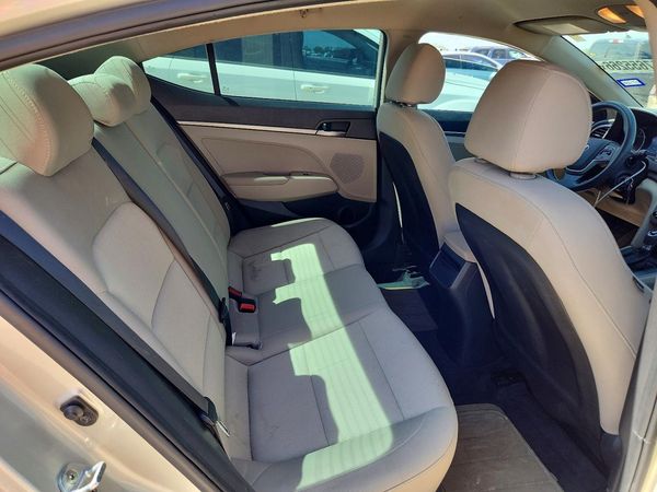 2017 HYUNDAI ELANTRA