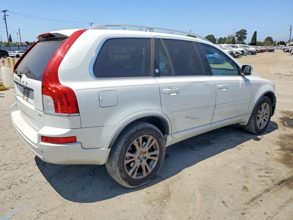 2014 VOLVO XC90