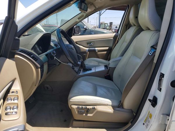 2014 VOLVO XC90