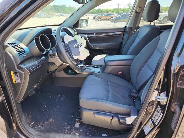 2013 KIA SORENTO Base / LX