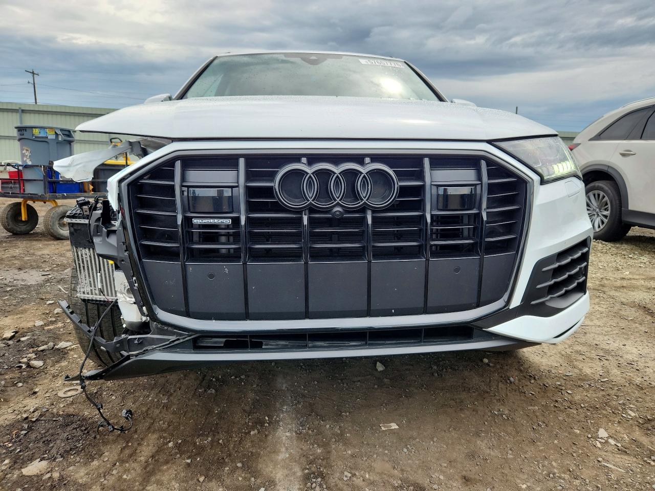 2023 AUDI Q7 quattro Premium Plus