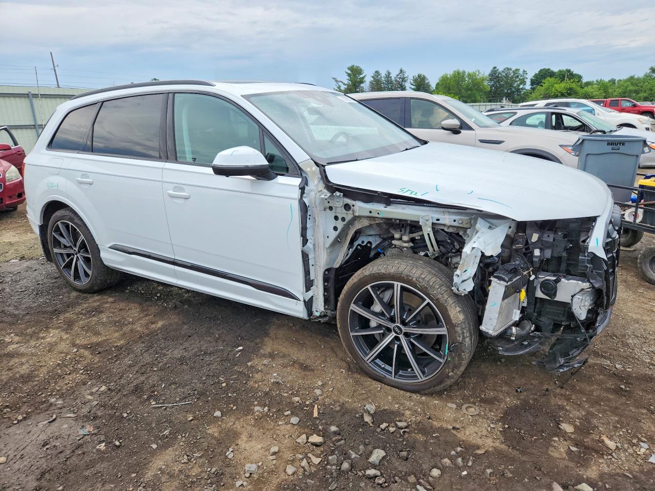 2023 AUDI Q7 quattro Premium Plus