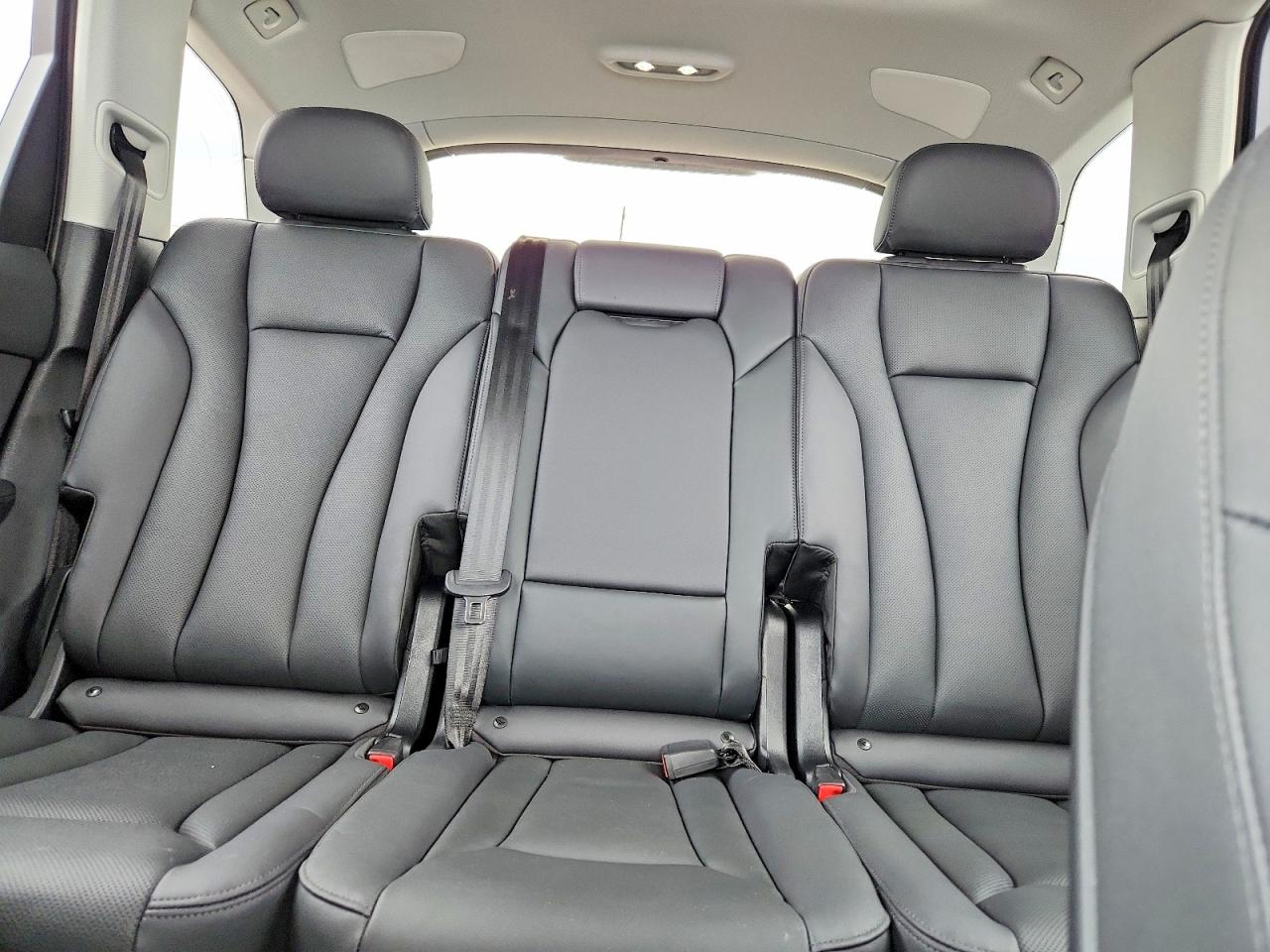 2023 AUDI Q7 quattro Premium Plus