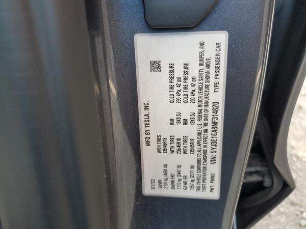 2022 TESLA MODEL 3