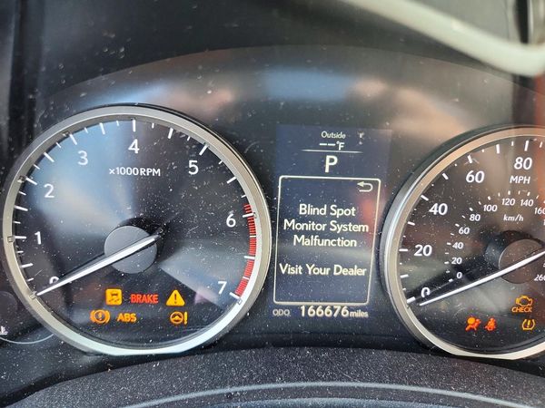2015 LEXUS NX 200t Luxury