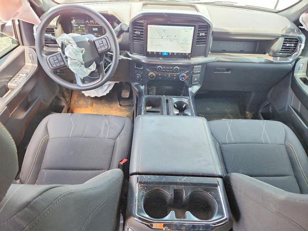 2025 FORD F150 STX