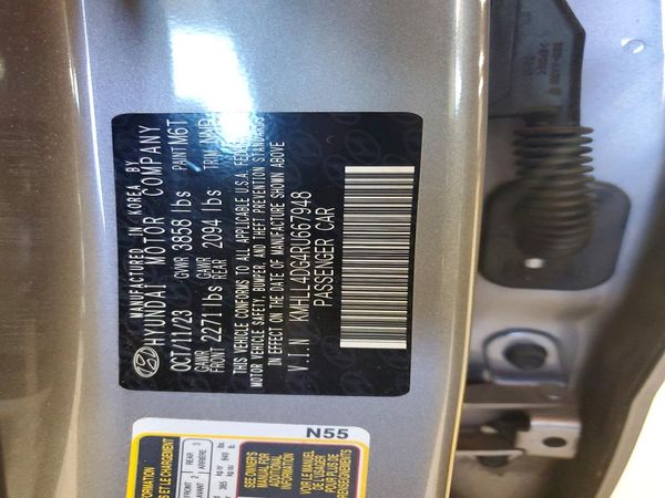 2024 HYUNDAI ELANTRA SE