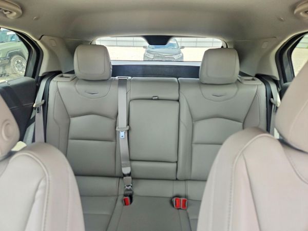 2022 CADILLAC XT4 Luxury
