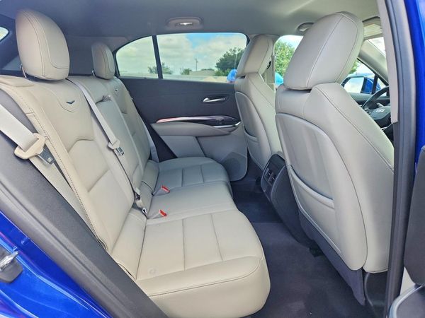 2022 CADILLAC XT4 Luxury