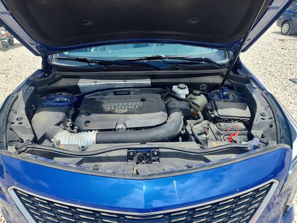 2022 CADILLAC XT4 Luxury