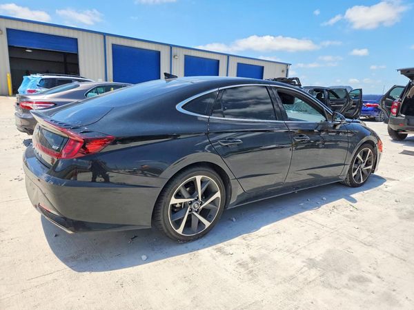 2023 HYUNDAI SONATA SEL Plus