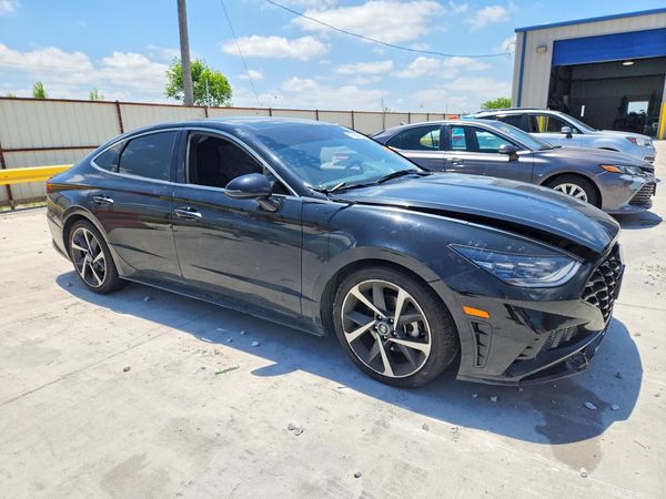 2023 HYUNDAI SONATA SEL Plus