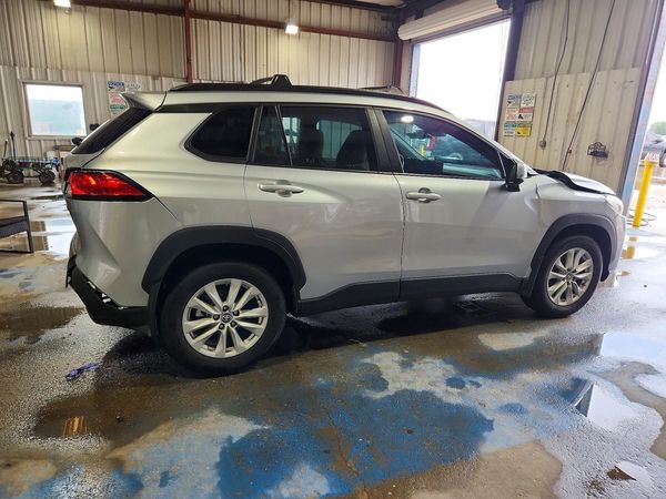 2024 TOYOTA COROLLA CROSS