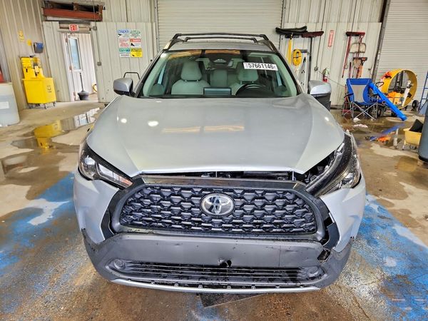 2024 TOYOTA COROLLA CROSS