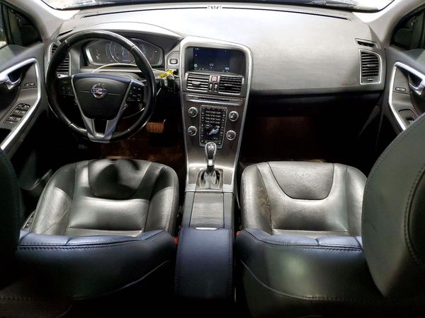 2016 VOLVO XC60