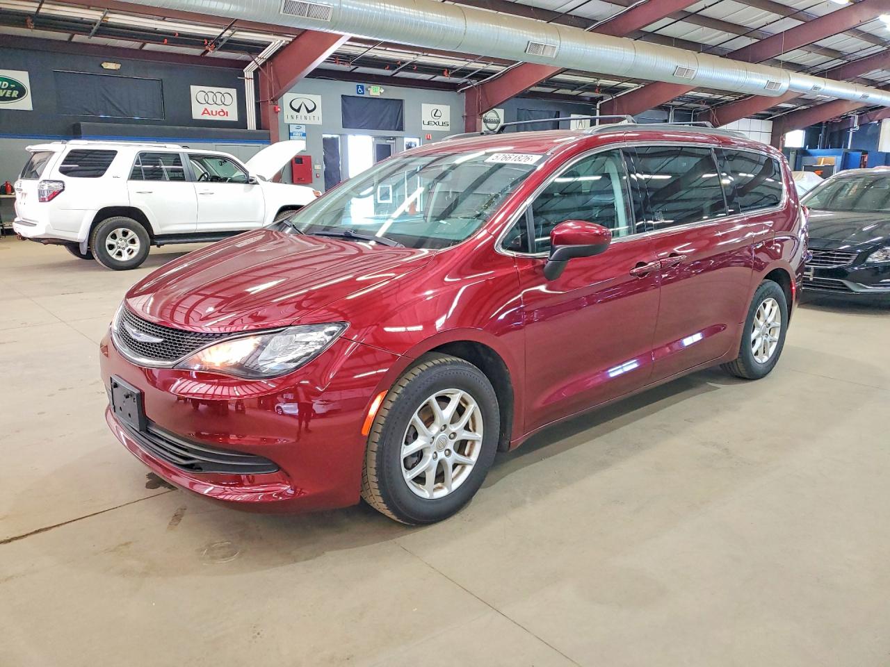 2020 CHRYSLER VOYAGER LXI